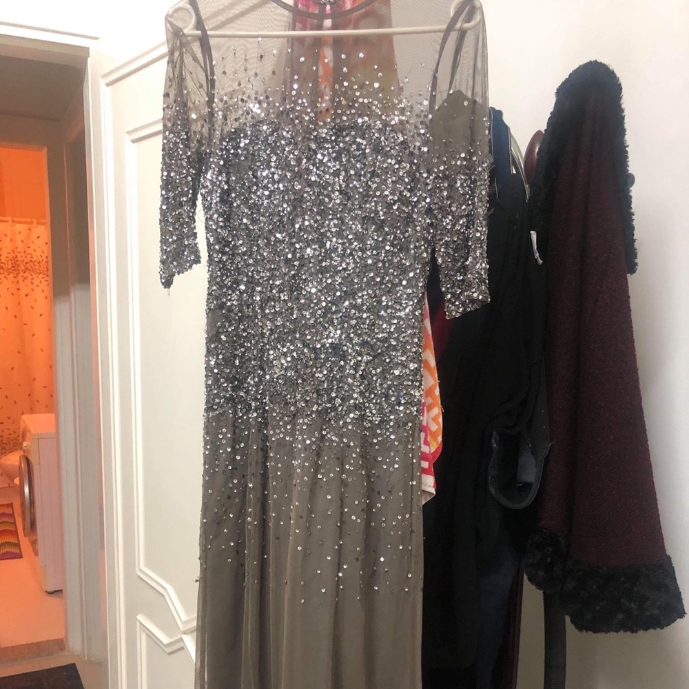 Adrianna papell gown